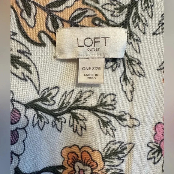Loft outlet open front floral print, lightweight cardigan. One size - Picture 3 of 7